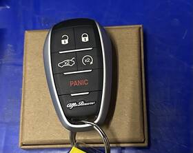W2575 Alfa Romeo 2017-2022 Keyless Entry Remote Key Fob Oem W2575 Alfa Romeo 2017-2022 Keyless Entry Remote Key Fob Oem