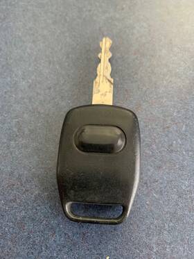 Audi 443837220d 1 Vintage Oem Logo Lighted Key Head For Parts