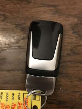 4mo959754cg Audi 2017-2022 Q3 Q5 Q7 Smart Key Fob Keyless Remote Oem. Nice