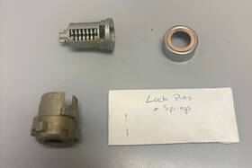 700726 Briggs & Stratton Nos And Strattec Part #700726 Pontiac Fiero Uncoded Door Lock