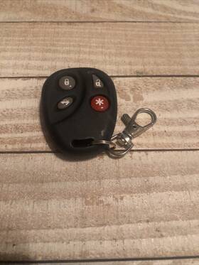 J3s004sch00 Bulldog Security C705 4-button Remote Start Transmitter
