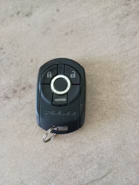 1354922 Cadillac Xlr Key Fob