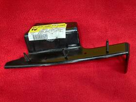 10409247 Chevrolet Oem 98-02 Camaro Front Fender Lower Body Mount Plate Ass. Nos