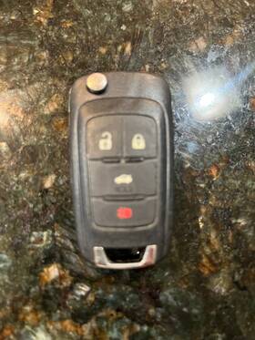 14090 Chevrolet Chevy Camaro Malibu Impala Equinox Trax Spark Sonic Switchblade Key Used