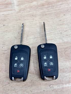 A2gm3bfus05 Chevrolet 2 Lot Spark Ev Flip Keys Oem Genuine Remote Fobs