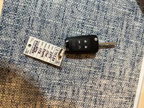 M9mk74946931 Chevrolet 2014-2019 Chevy Impala 5-button Flip Key Fob