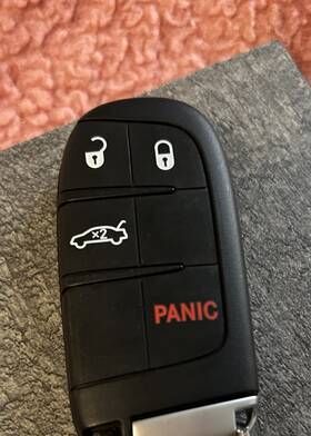 20d1314 Dodge 2020 Challenger Key Fob 20d1314 Dodge 2020 Challenger Key Fob