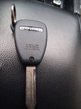 3521a-t048 Dodge Dealer Key Fob 04-11 Master Head Uncut
