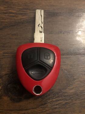 P30s4684 Ferrari S4684 010803 Oem 2017 458 F12 Remote Head Key Fob 3 Buttons Red. Rare