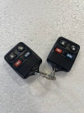 2s4f-15k601-aa Ford Key Fob Pair Used Oem Parts 2s4t-15k601-a