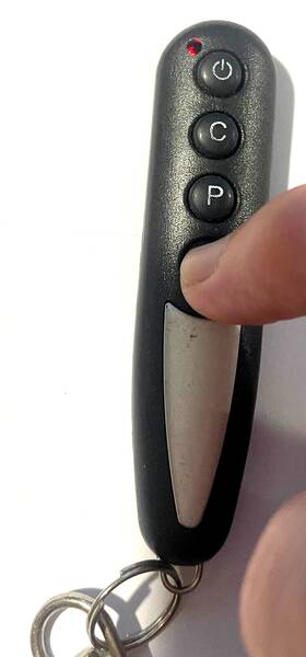 Ev1527 Ford Stereo Keyless Remote Universal 4 Button Red Light Key Fob Control Lr 433 92