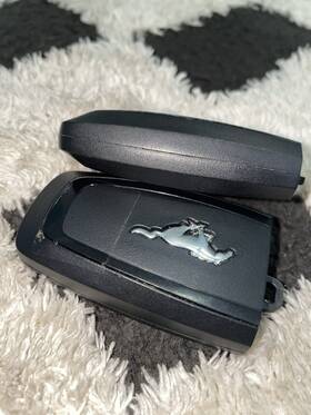 Pr3t-15k601-bb Ford Lot Of 2 Oem Mustang Logo Remote Smart Key Fob Silver