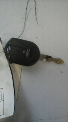 654-10126 Ford Truck 2012 F350sd Key Fob Remote 3 Button Mounted On