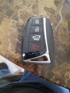 Svi-dhfge04 Genesis Key Fob Svi-dhfge04 Genesis Key Fob