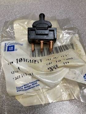 10161853 Gm New Oem Corvette Module 1 Button Door Lock Switch # Nos