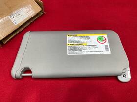 10381582 Gm Genuine Sunshade Assembly Gray New Old Stock