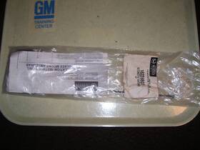 16228607 Gm Nos Acdelco Oem Antenna Kit # New Old Stock