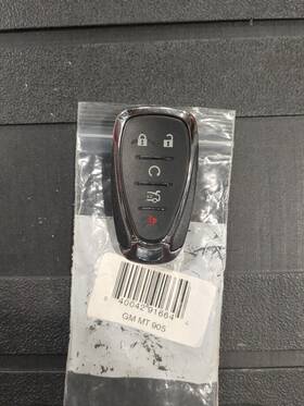 4004291664 Gm Mt 905 Key Fob Replacement Uncut Laser Cut