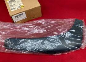 88944017 Gm Genuine Oem Rear Wheel Opening Front Flare Tahoe Yukon Suburban Nos