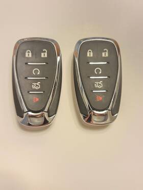 Denso-4es Gm Lot Of 2 / Chevy Key Fobs - Second Hand But New Condition