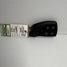 5224244002133870 Gmc Sierra Chevy Silverado 2022-2025 Key Fob Cover Grey 5-button 5224244002133870 Gmc Sierra Chevy Silverado 2022-2025 Key Fob Cover Grey 5-button