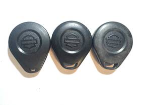 L2c0025tr Harley-davidson Factory Oem Keyless Entry Remote Fob - 3 Pack