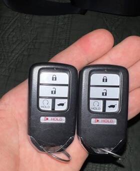 A2147-tla Honda Oem Cr-v Smart Key Fob 2020 Used. Lock/unlock/remote Start/hatch Buttons