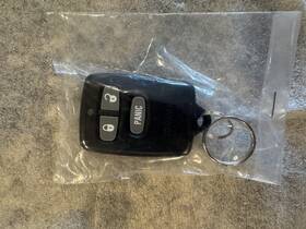 6010410 Hummer H1 Nos Keyless Entry Transmitter Remote 3 Button