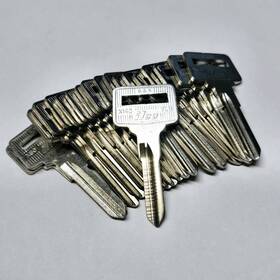 Ne-18 Ilco Lot Of 19 Uncut Blank X140 Vl8 Key. Fits Volvo Car. New