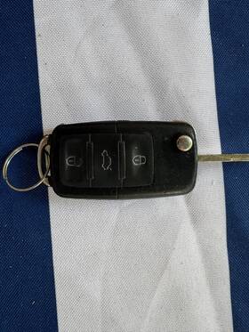 Keyecu C06103 Flip Remote Key Case Fob 3 Buttons Shell For Volkswagen Polo Golf Mk6 Jetta Eos