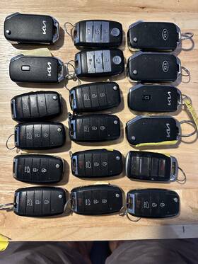 1551e-fd00790 Kia Lot Of 18 Keyless Entry Key Fobs Oem Used Locksmith K5 Forte Sorento