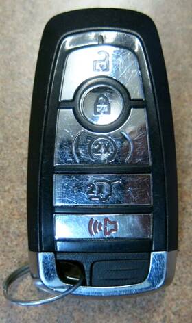 02445-16-12821 Lincoln 2020 Aviator Key Fob Used Needs Battery