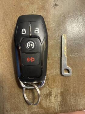 Ej7t-15k801-00 Lincoln Oem 14 2015 2016 Mkc 2017 2018 Mkx Remote Start Key Fob Used