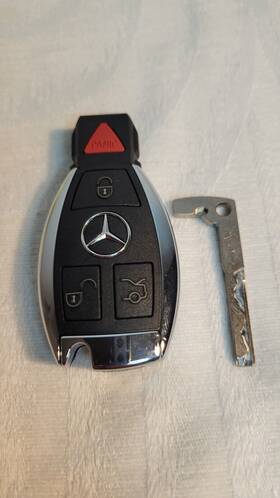 7953274 Mercedes-benz Keyless Entry Remote Key Fob 4 Buttons