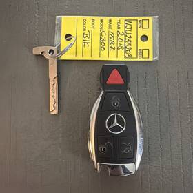 Mercedes-benz A2059054016 Oem 2018 C300 C Class Remote Smart Key Fob