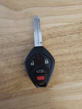 Ouc68d-620ma Mitsubishi Galant Remote Head Key