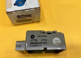 04312002 Mopar Genuine Oem Intermittent Wiper Control 4312002 New Old Stock 04312002 Mopar Genuine Oem Intermittent Wiper Control 4312002 New Old Stock