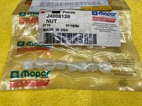 J4006126 Mopar New Oem Plastic Nuts 8 Old Stock