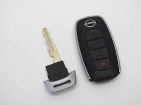 S180146119 Nissan Oem 2022-2025 Versa Smart Key Keyless Remote Fob - Mint