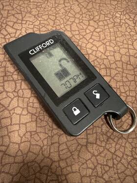 Ezsde17756 Oem 17756 Clifford 2- Way Security-alarm Key Fob Id Ezsde17756- Good Condition