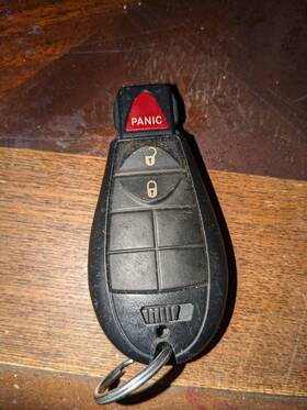 56046638-ram Oem Ram 3-button Fobik Key Fob Fcc I.e. Iys-co1c P/n
