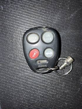 Gm10253839 Oem C5 Corvette Key Fob With Passive 1997-2000 Gm10253839 Oem C5 Corvette Key Fob With Passive 1997-2000