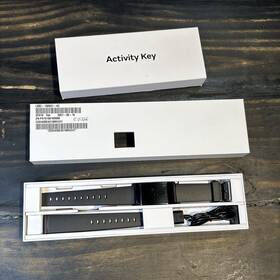 L8b2-15k601-ac Oem New Land Rover Jaguar - Activity Key Wrist Band