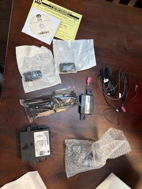82216122 Ram Brand New Oem 5th Gen 1500 Remote Start Kit With Smart Key