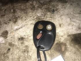654.gm7404 Saturn Vue 2004 Fob/remote 369823