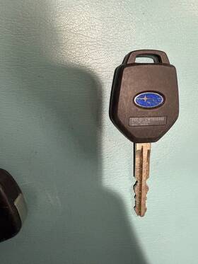Cwtbig496 Subaru Impreza Legacy 24-25 Remote Head Keyfob Oem White Pod H Chip