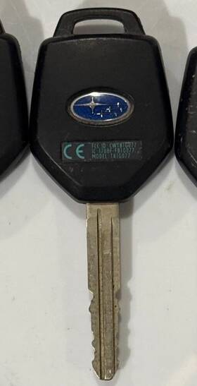 Cwtwbig077 Subaru Remote Head Keyfobs 4b Oem Lot Of 10 7 Gray Pod And 3 Black