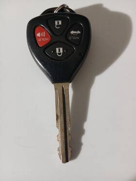 3456 Toyota Llave Control
