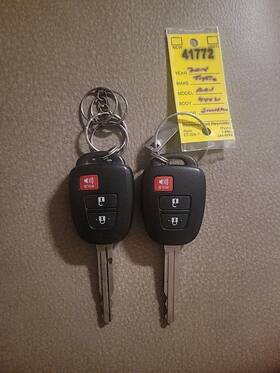 41772 Toyota Rav 2014 Corolla Key Fob Remote Pair 2 Buttons Oem