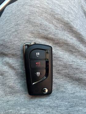 889070-0r300 Toyota Oem 2019-2021 Rav4 Remote Flip Key Fob Keyless Gq4-73t 3 Buttons Spare